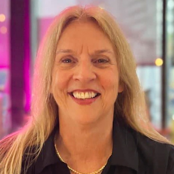 Meet your Posher, Posh - Picture 1 of 1